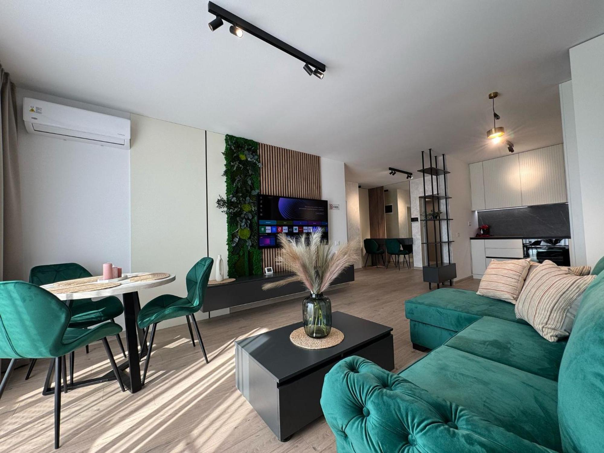 Apartment Ava Towers 1-2 Bdm By Gap With Parking